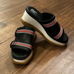 SOREL Joanie III Slide Wedge Sandals Women's Size 8.5 Black Leather Adjustable